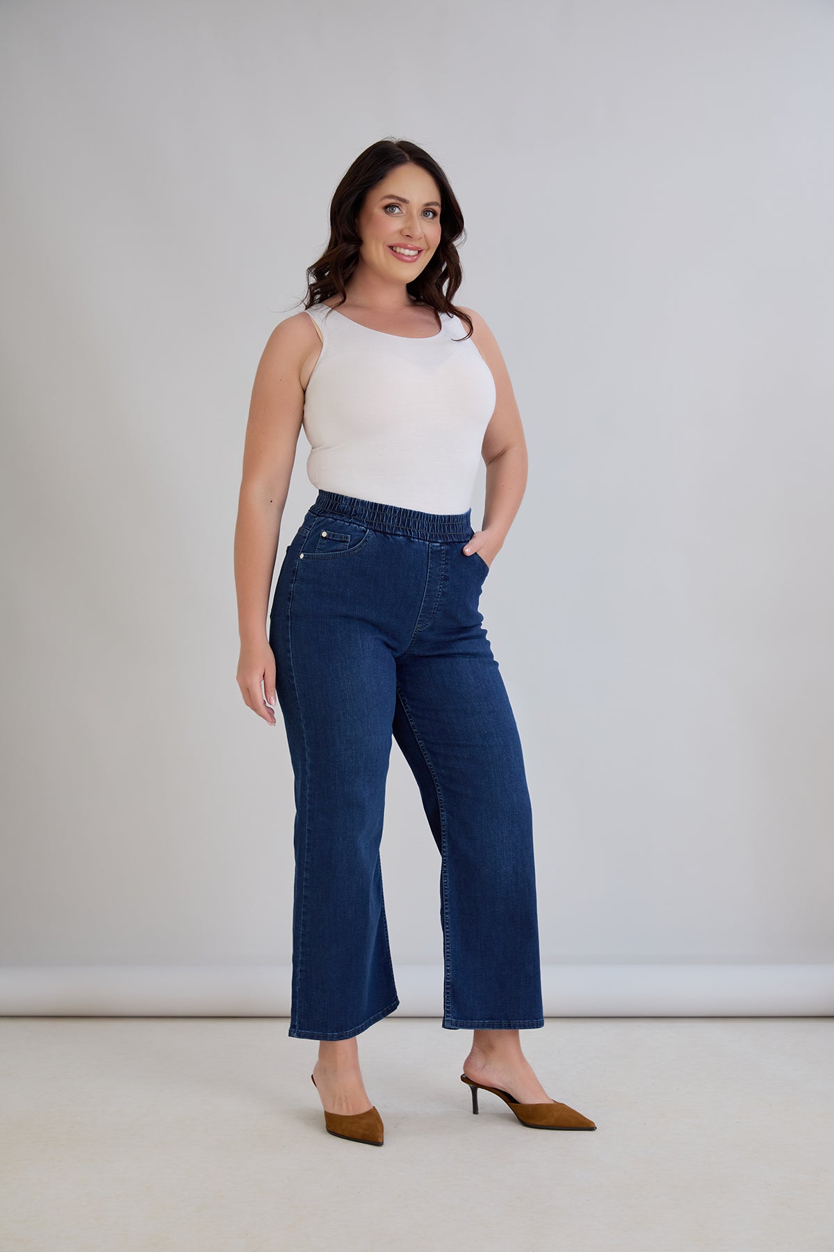 Blugi evazati marimi mari Basic - denim