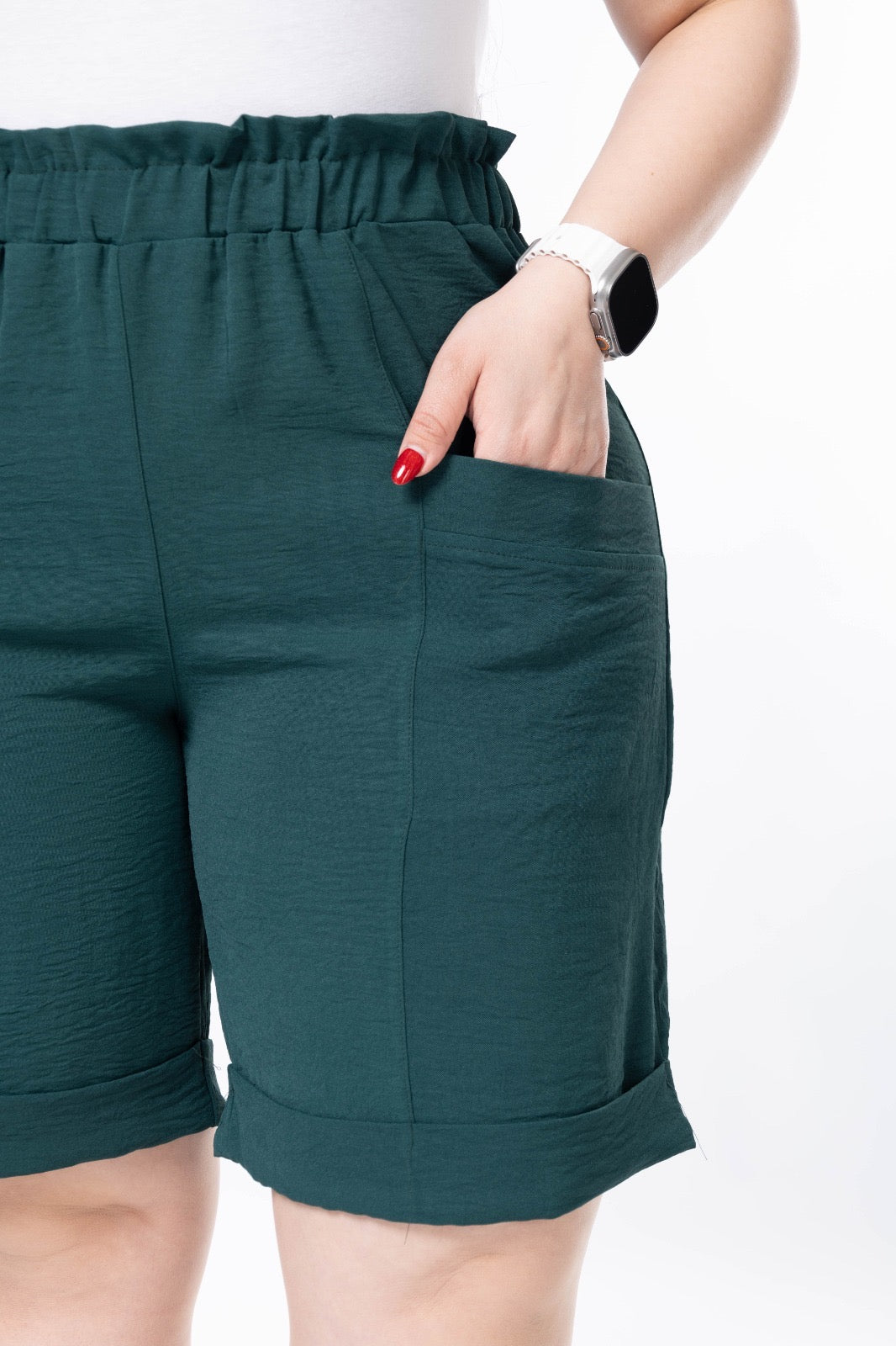 Pantaloni scurti marime mare cu manseta - verde