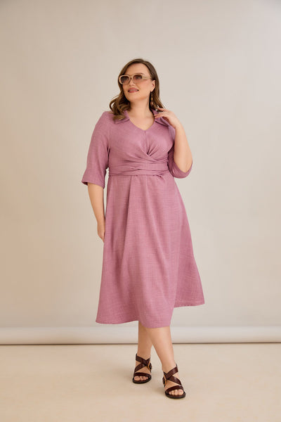 Rochie eleganta marime mare cu un design atractiv - roz prafuit