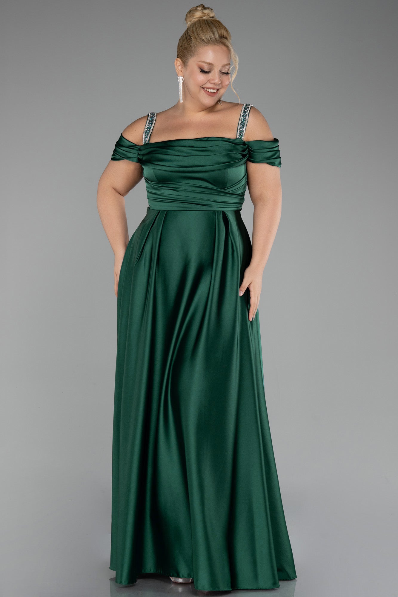 Rochie de ocazie marime mare lunga din satin cu bretele din pietricele - verde N3277