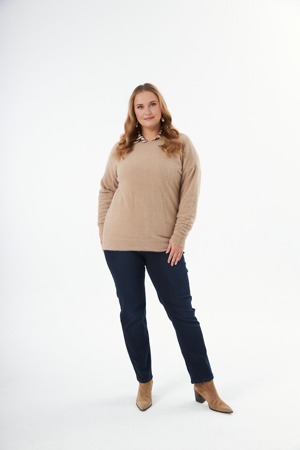 Pulover marime mare din material elastic - 6517 crem