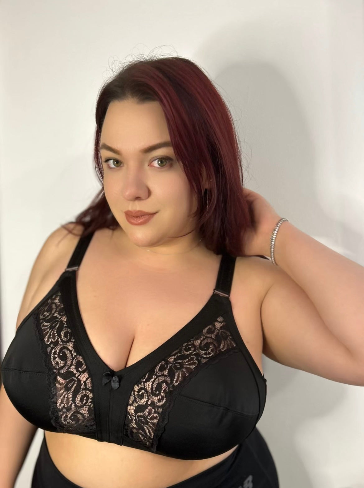 Sutien marime mare cu dantela cupa moale fara sarma 906 - negru