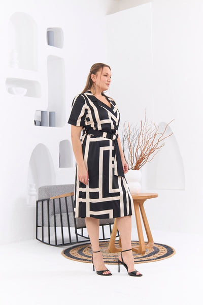Rochie elegantă marime mare cu figuri