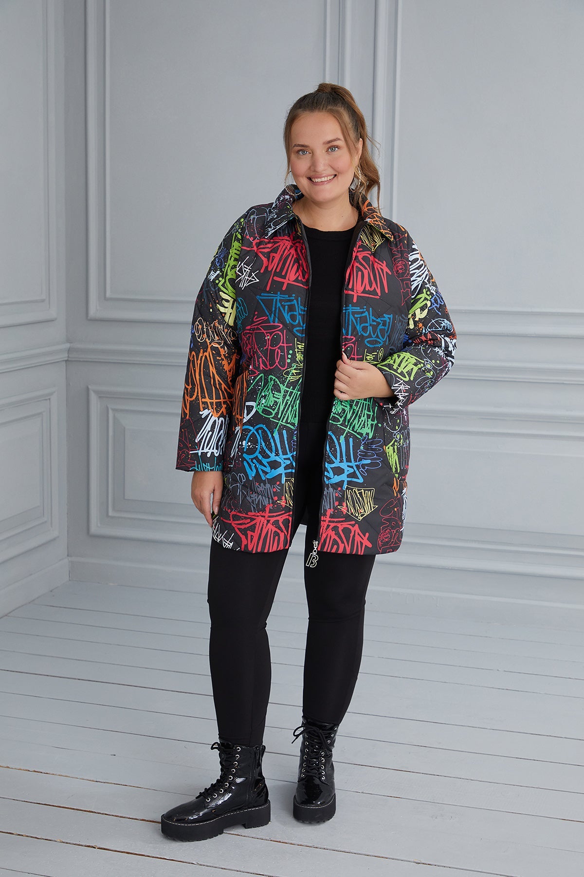 Geaca marime mare cu imprimeu multicolor