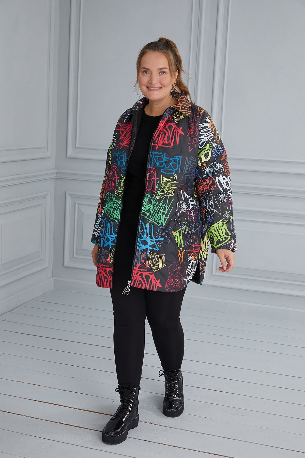 Geaca marime mare cu imprimeu multicolor