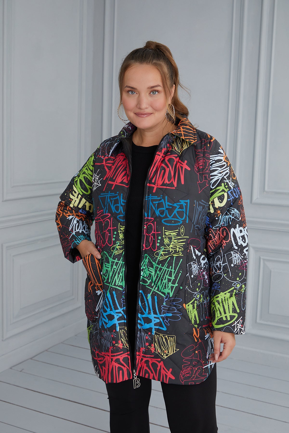 Geaca marime mare cu imprimeu multicolor