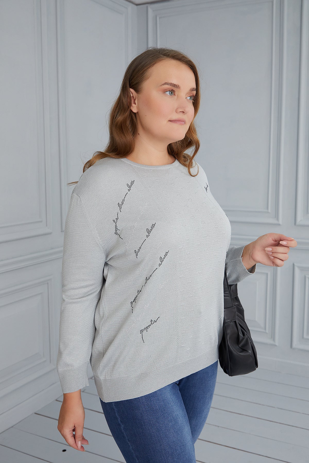Макси блуза плетиво с деликатна декорация - сив