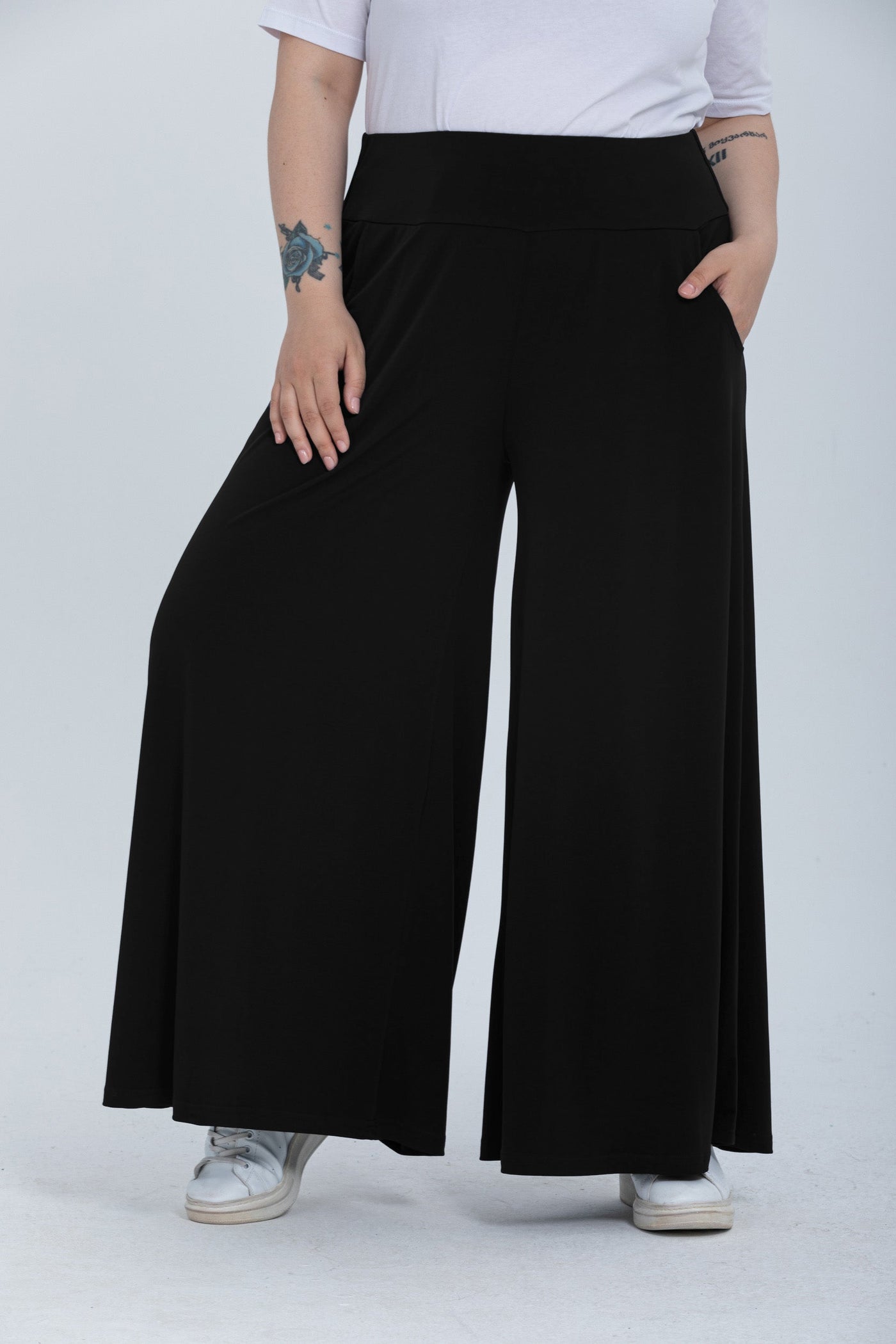 Fusta pantalon marime mare cu buzunare Polly - negru